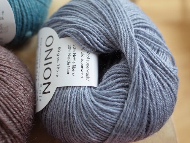 Onion Nettle Sock | itoshigoto