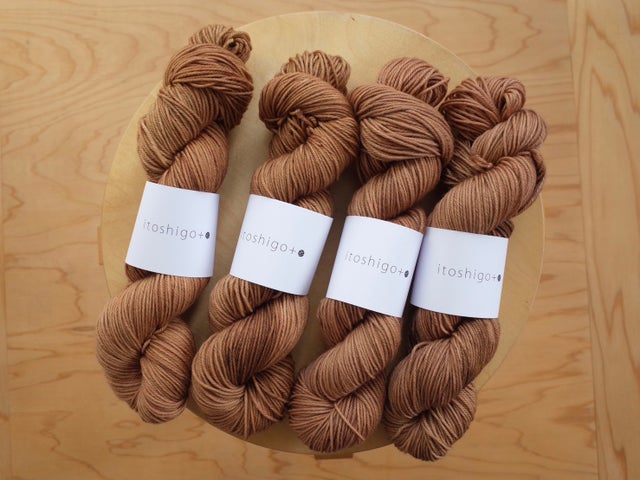手染め糸 | itoshigoto
